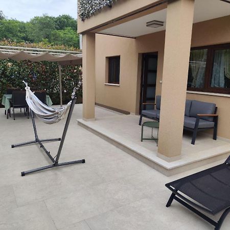 Villa Gioia Apartment With Terrace โปเรช ภายนอก รูปภาพ
